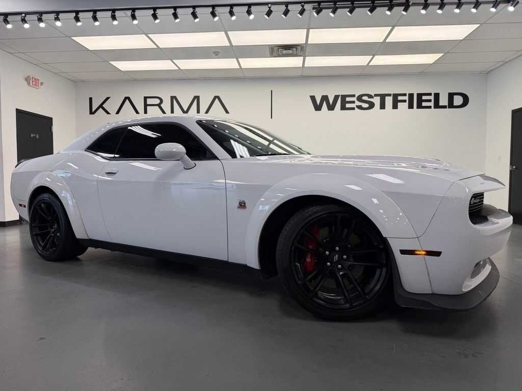 2020 DODGE Challenger