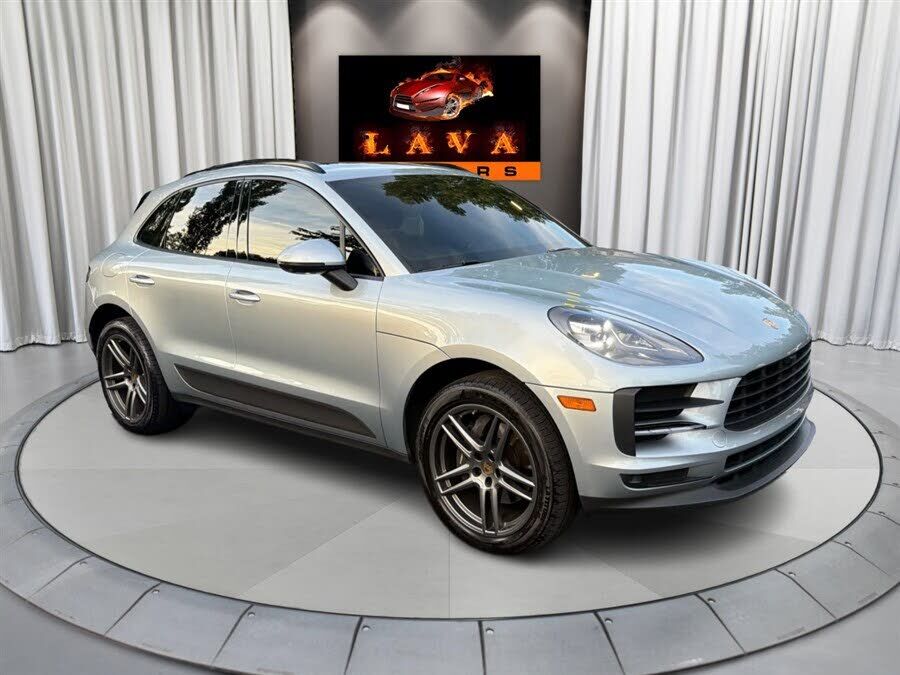 2021 PORSCHE Macan
