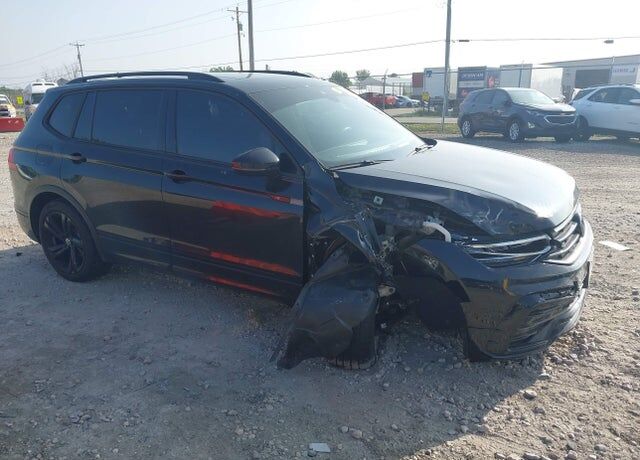 2024 VOLKSWAGEN Tiguan 4Motion