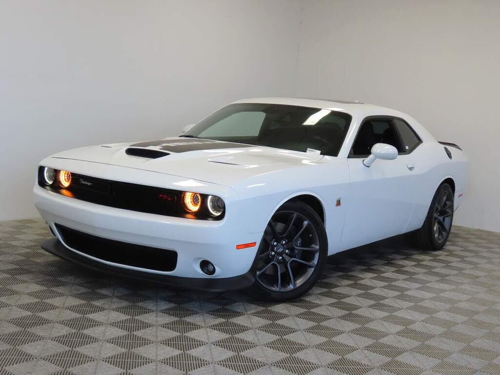 2023 DODGE Challenger
