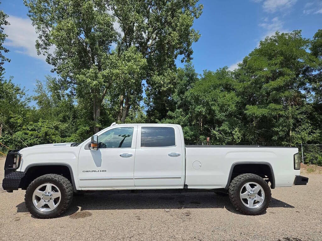 2017 GMC Sierra
