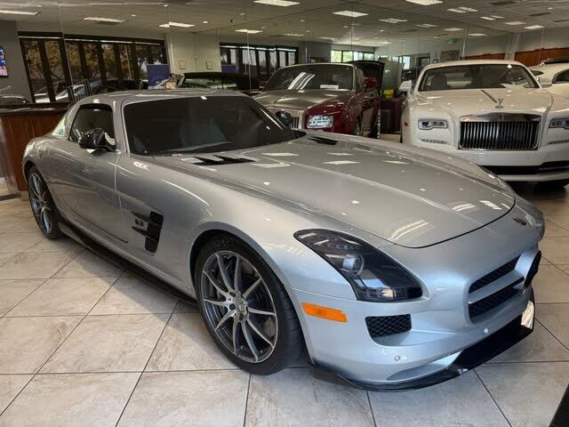 2011 MERCEDES-BENZ SLS-Class