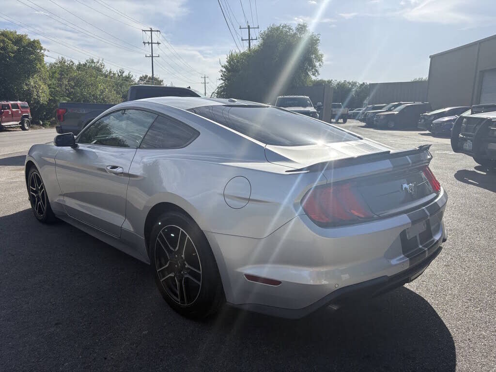 2018 FORD Mustang