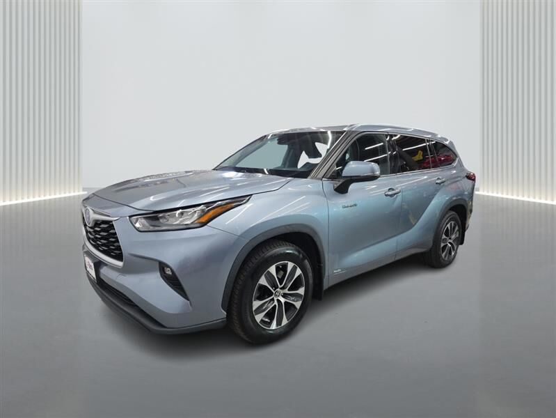 2020 TOYOTA Highlander
