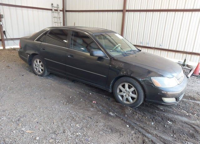 2001 TOYOTA Avalon