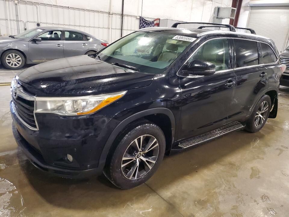 2016 TOYOTA Highlander
