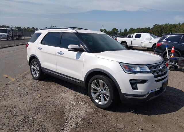 2019 FORD Explorer