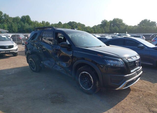 2024 NISSAN Pathfinder