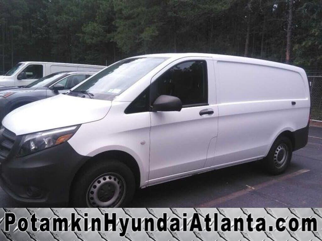 2022 MERCEDES-BENZ METRIS