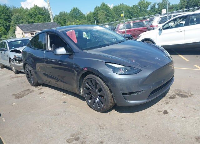 2023 TESLA Model Y