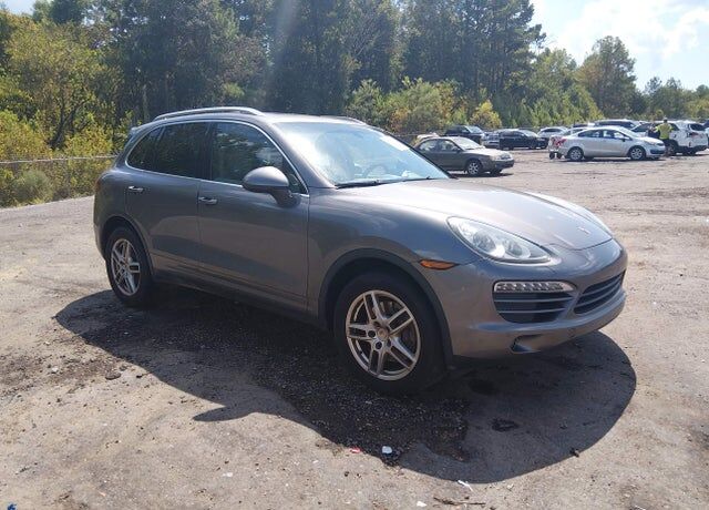 2012 PORSCHE Cayenne