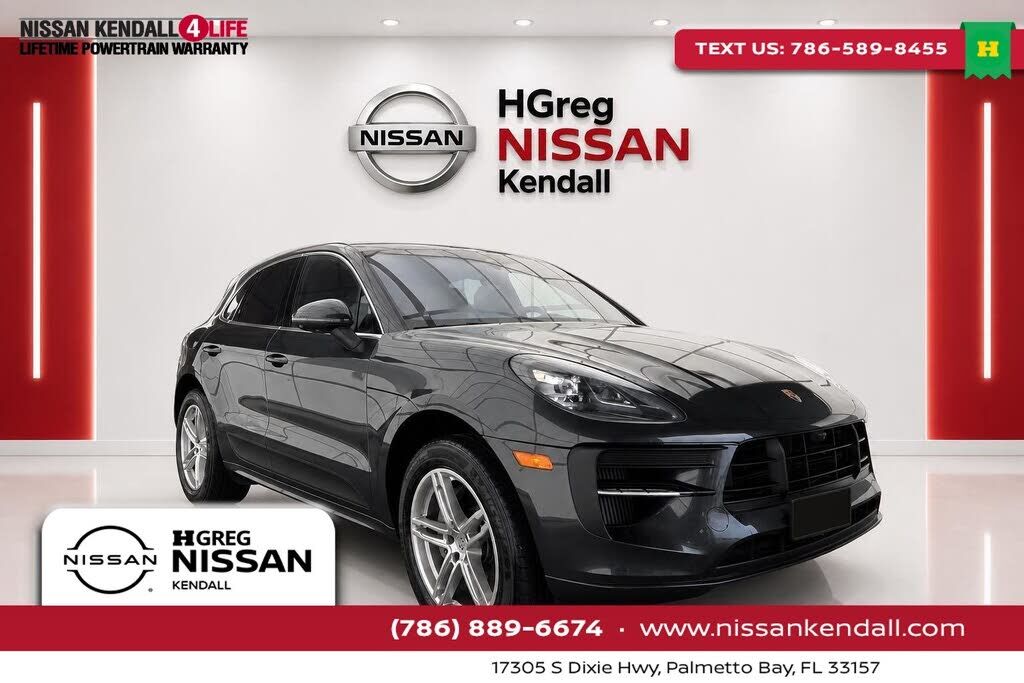 2020 PORSCHE Macan