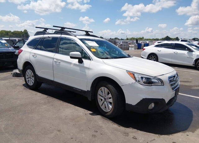 2015 SUBARU Outback