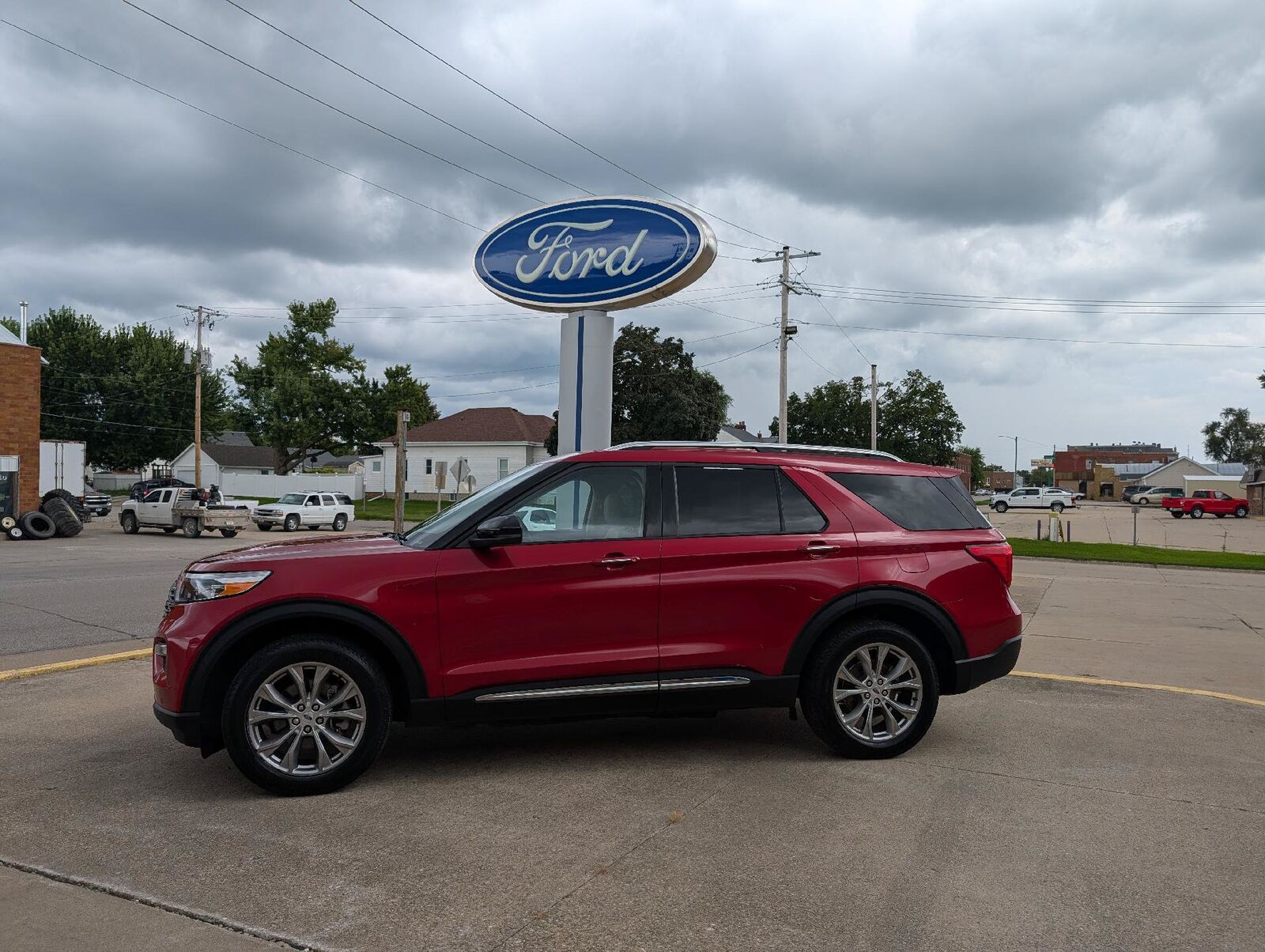 2023 FORD Explorer