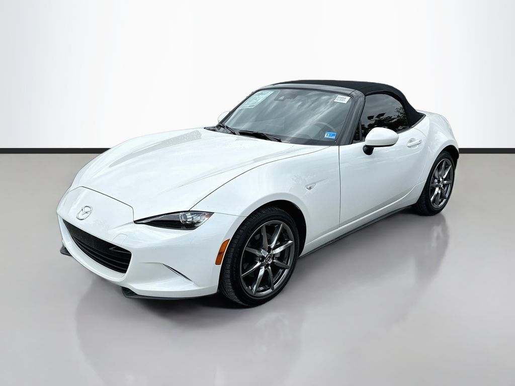 2022 MAZDA MX-5