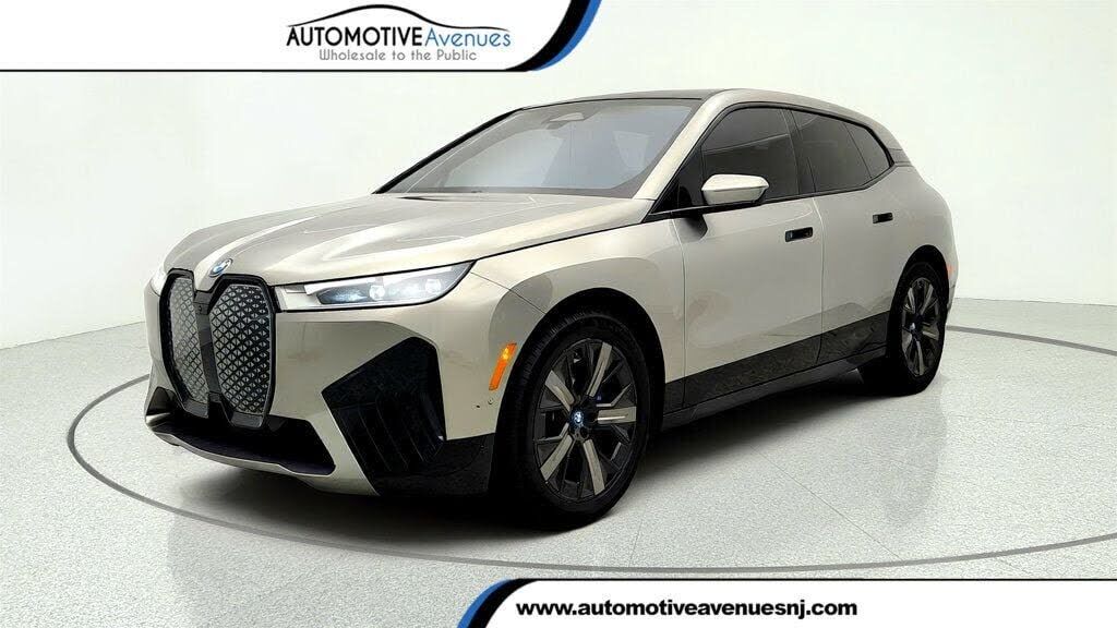 2025 BMW ix