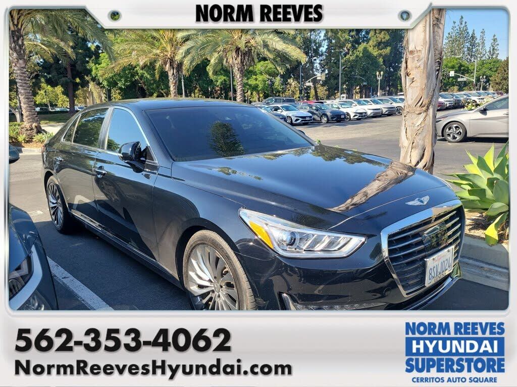 2017 GENESIS G90