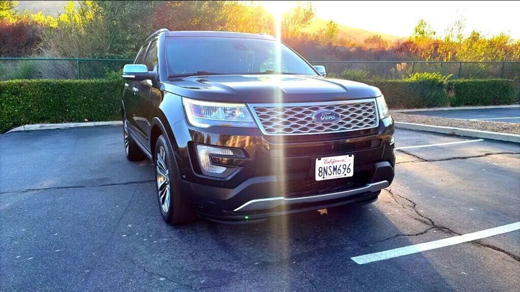 2016 FORD Explorer