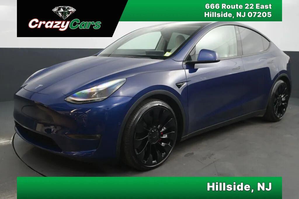 2022 TESLA Model Y