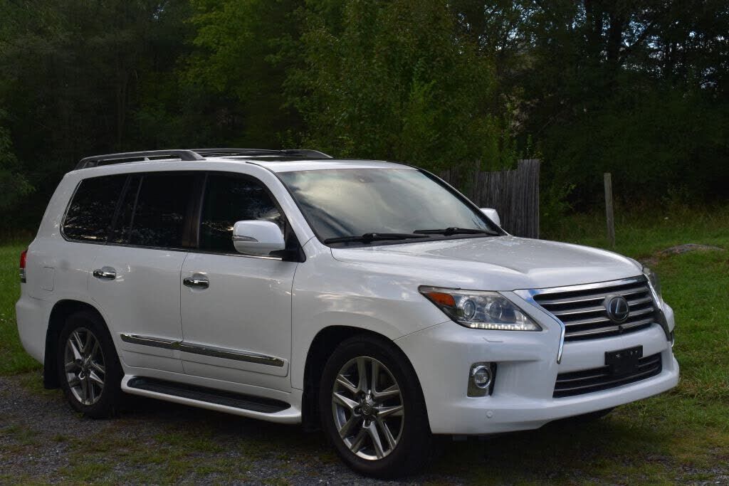 2015 LEXUS LX