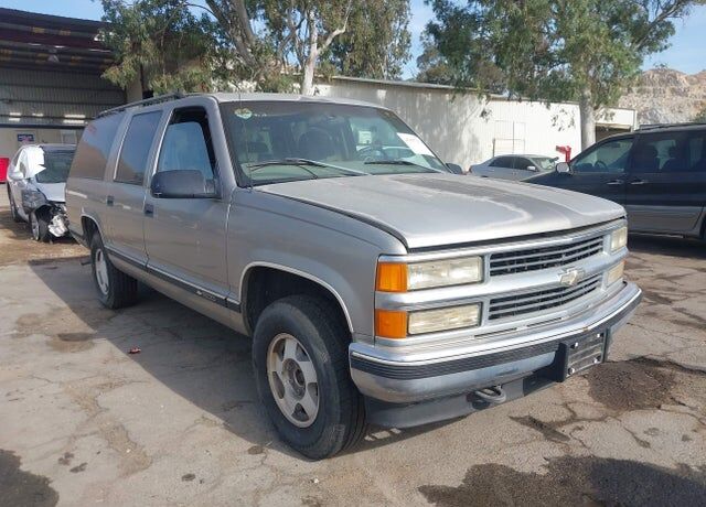 1998 CHEVROLET Suburban