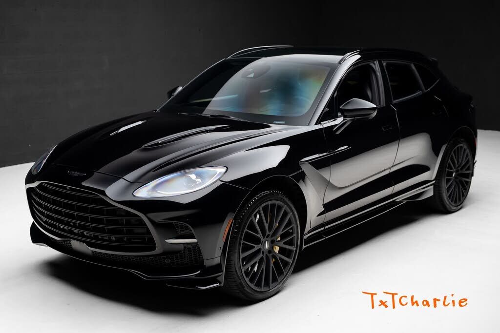 2024 ASTON MARTIN DBX