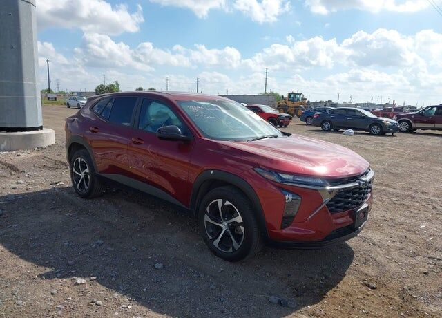 2024 CHEVROLET Trax