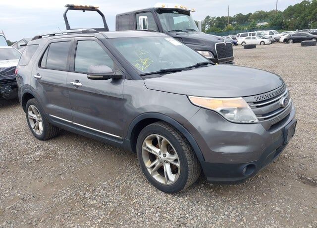 2013 FORD Explorer