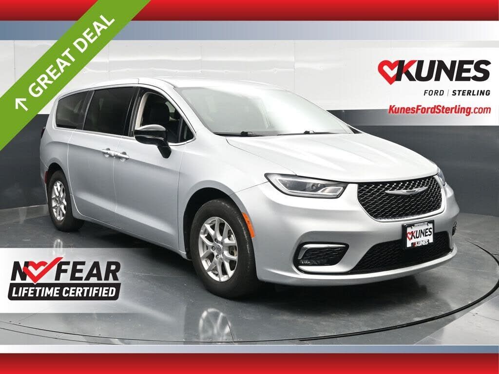 2024 CHRYSLER Pacifica