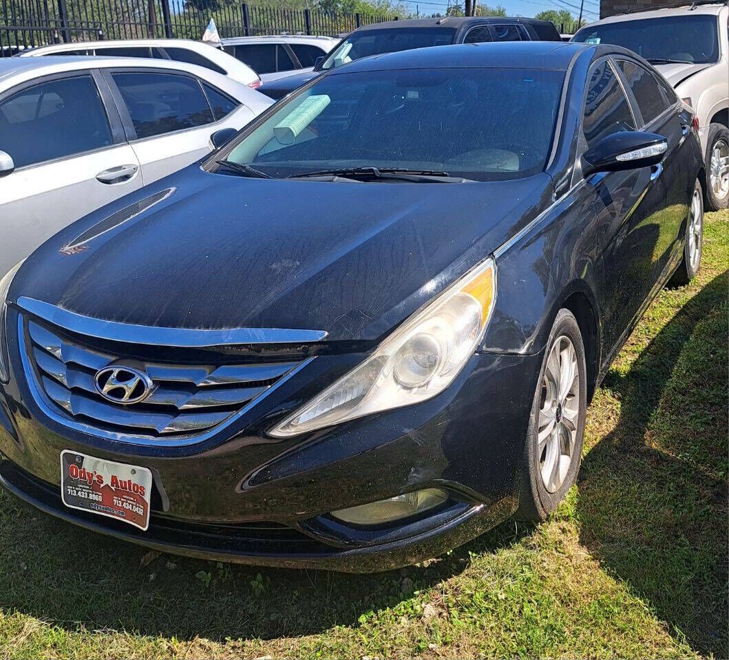 2011 HYUNDAI Sonata
