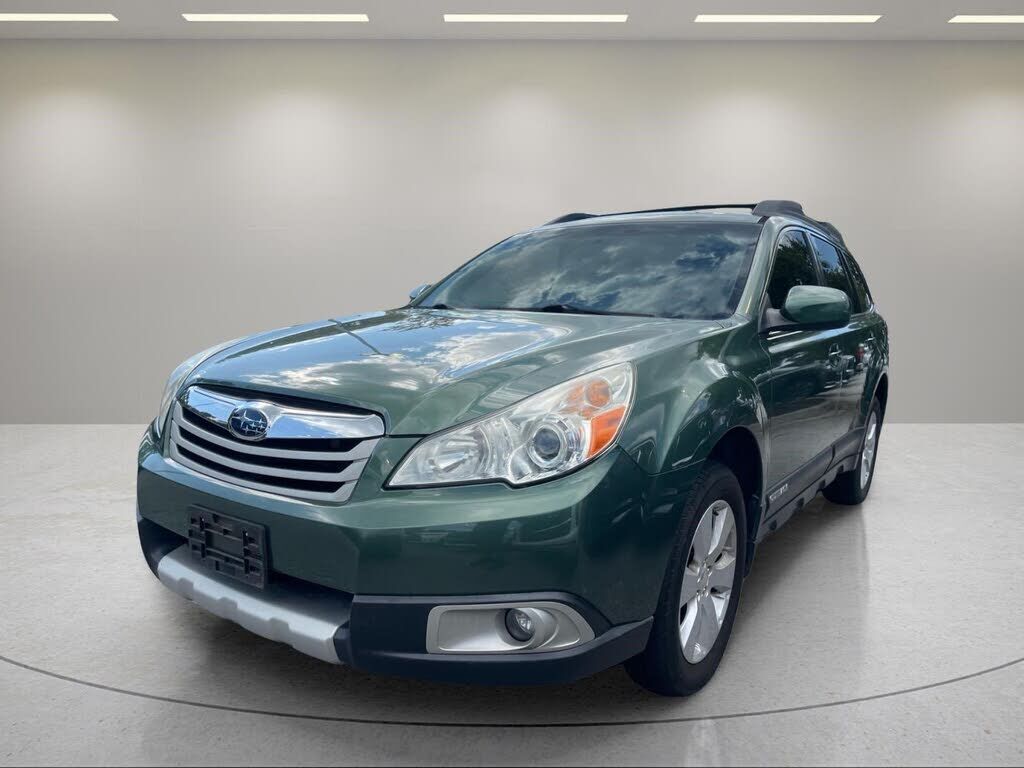 2010 SUBARU Outback