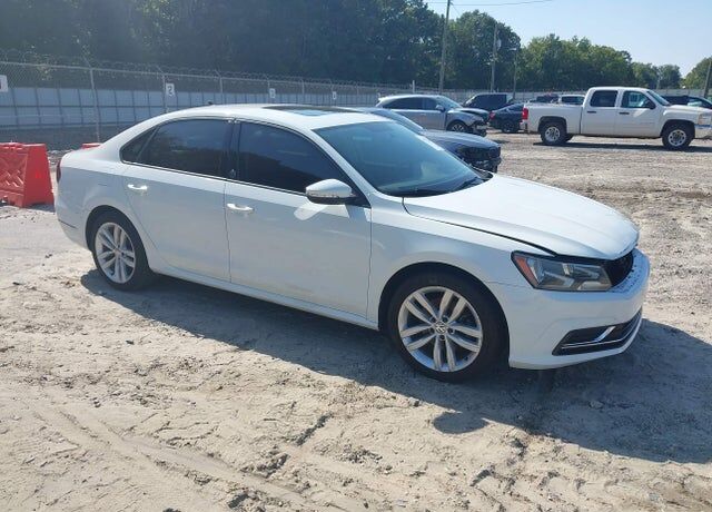 2019 VOLKSWAGEN Passat