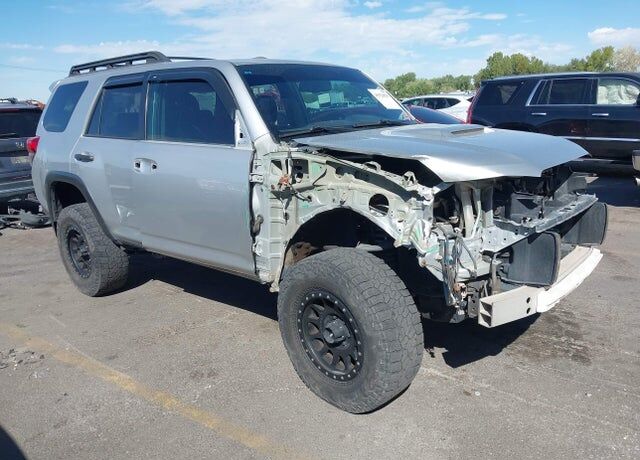 2010 TOYOTA 4-Runner