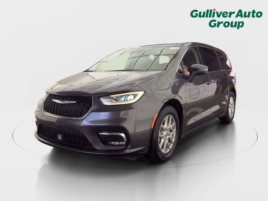 2023 CHRYSLER Pacifica