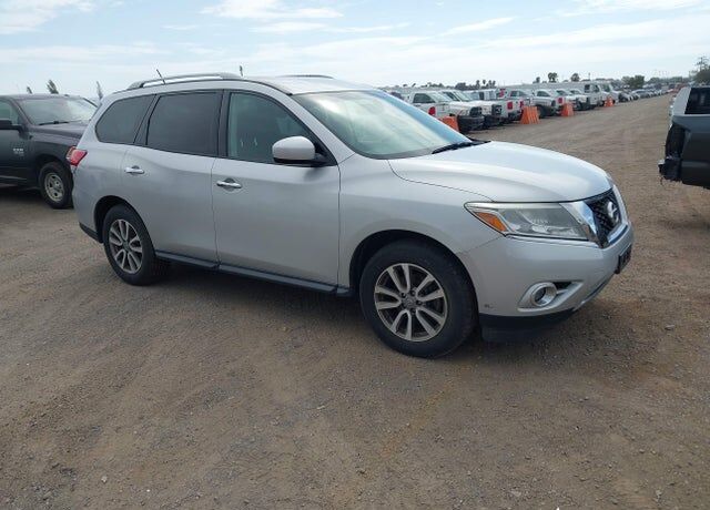 2015 NISSAN Pathfinder