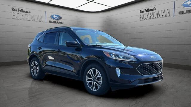 2021 FORD Escape