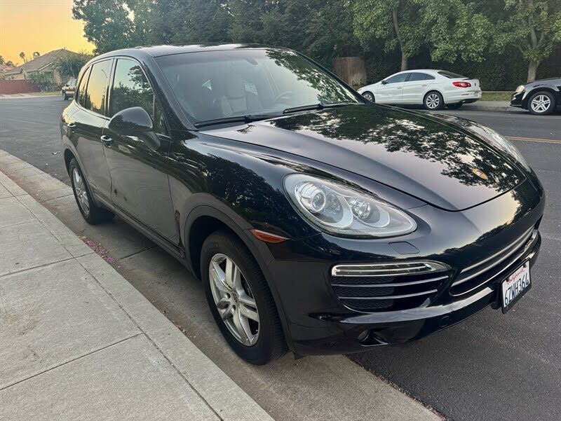 2013 PORSCHE Cayenne