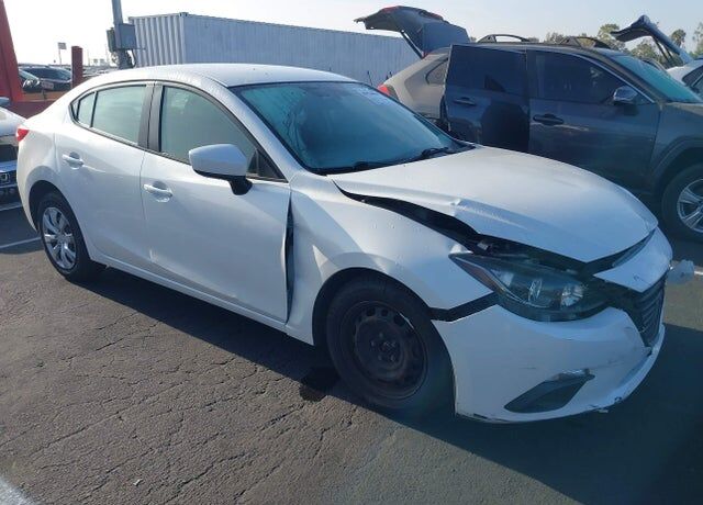 2015 MAZDA Mazda3