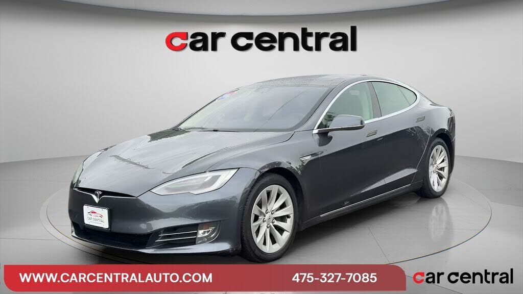 2016 TESLA Model S