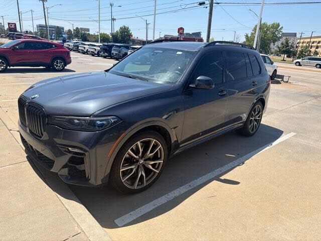 2021 BMW X7