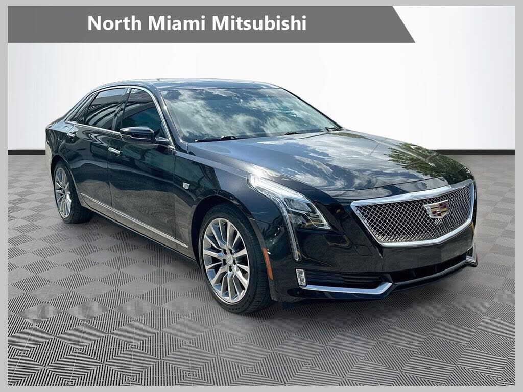 2017 CADILLAC CT6