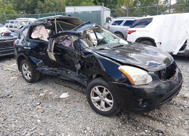 2011 NISSAN Rogue