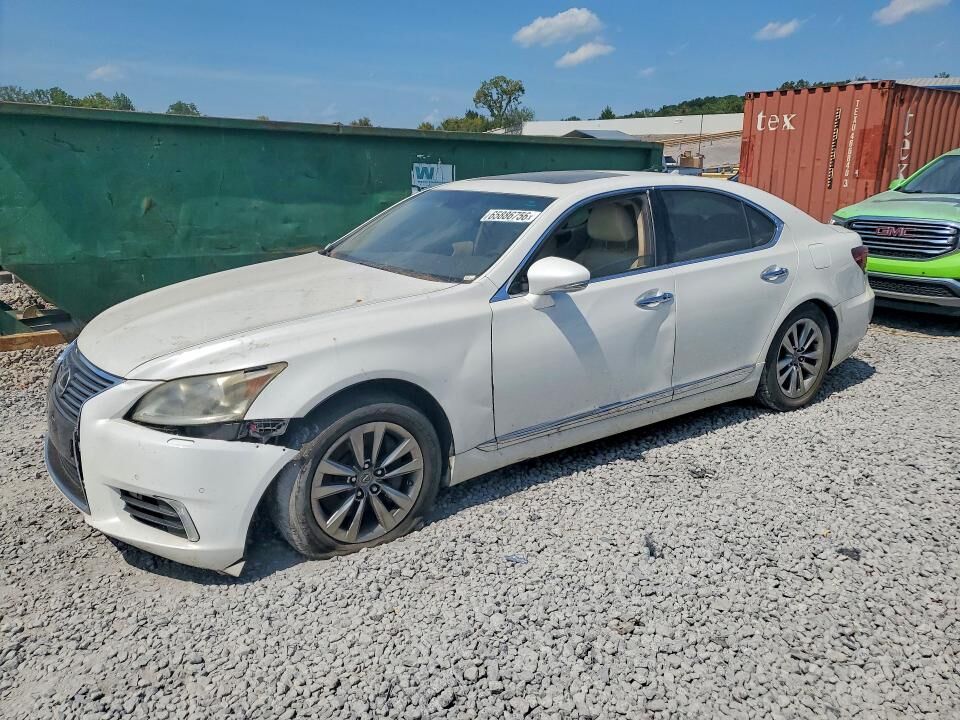 2013 LEXUS LS