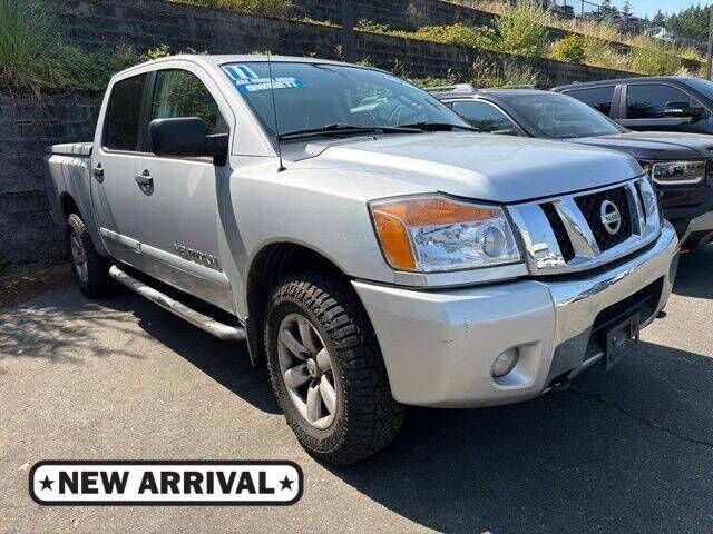2011 NISSAN Titan