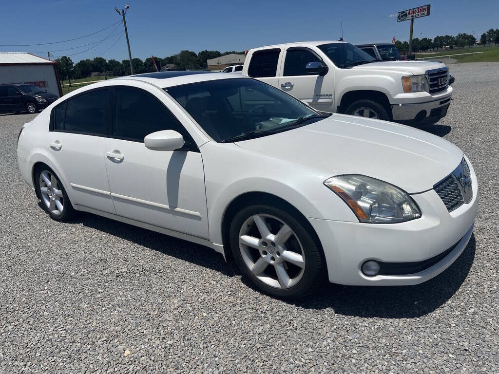 2005 NISSAN Maxima
