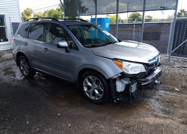 2016 SUBARU Forester