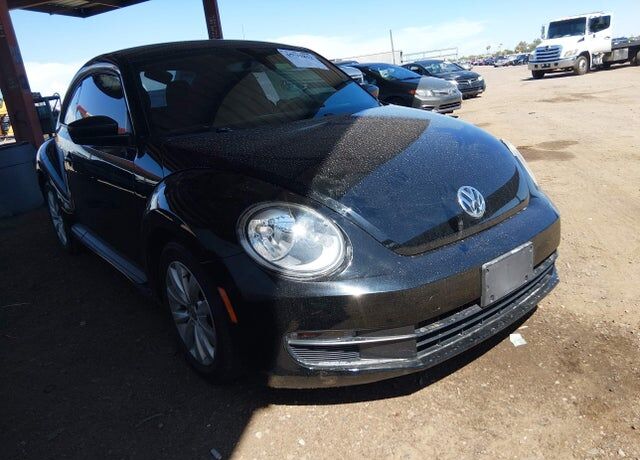 2013 VOLKSWAGEN Beetle