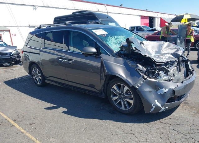 2016 HONDA Odyssey