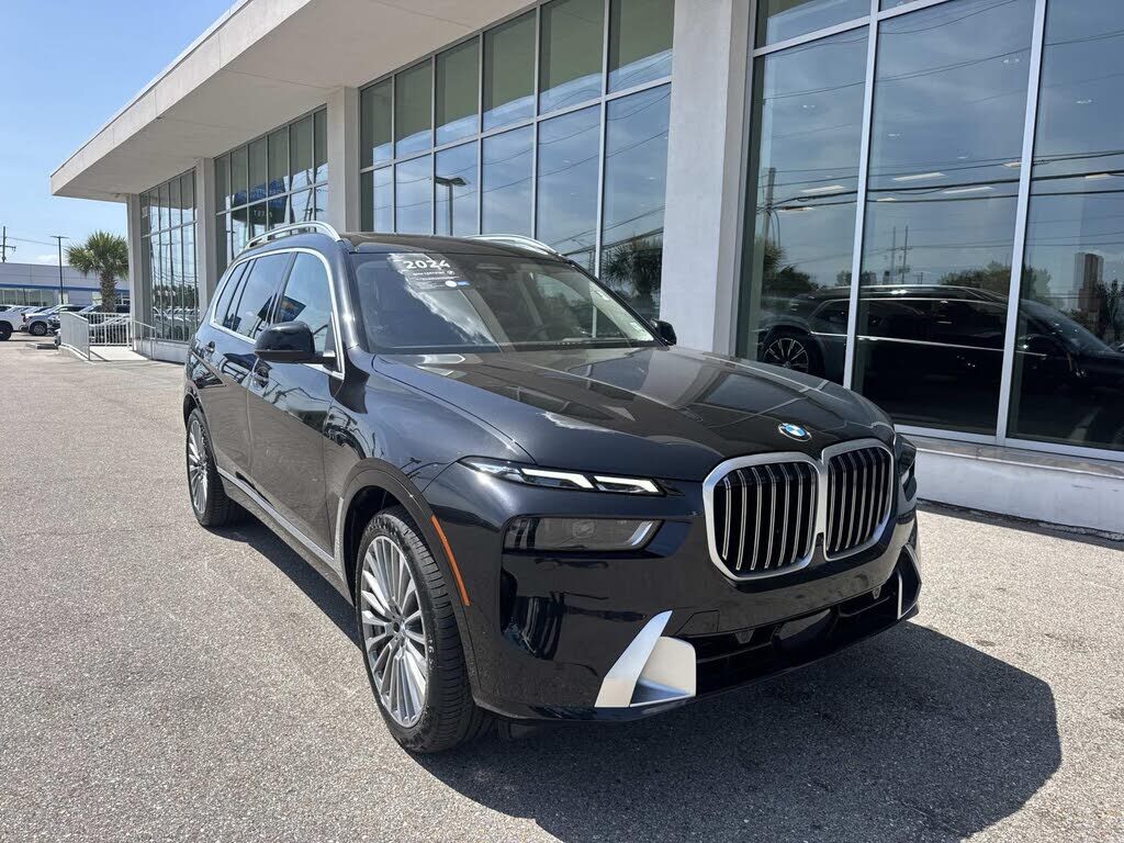 2024 BMW X7