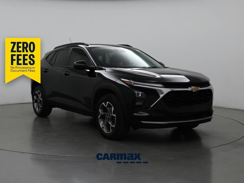 2025 CHEVROLET Trax